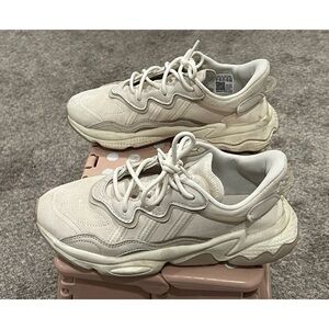 Women's Adidas OZWEEGO Shoes - US 6 / Off White / Wonder Beige